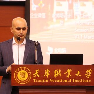 Junaid making a welcome speech in Tianjin